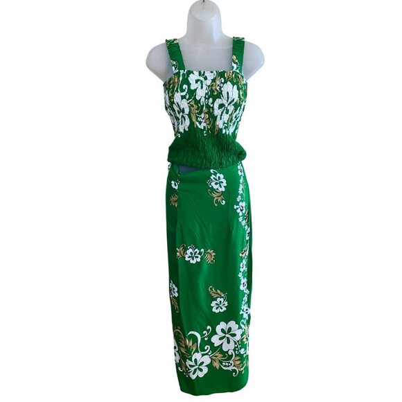 Hawaiian Green Floral Set With Smocked Top By Fun-Wear 100% Rayon Free Size Ligh - Picture 1 of 6